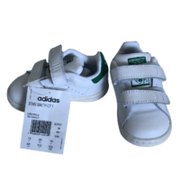 Paire de baskets Stan Smith  ADIDAS – P. 19 (NEUF)