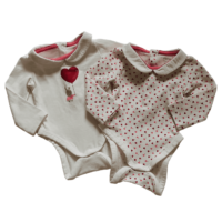 Lot de 2 bodies motifs cœurs OBAÏBI – 1M