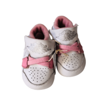 Baskets blanc et rose AIR JORDAN – 16